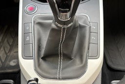 valkoinen SEAT Arona 2020 kuva 27.