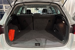 valkoinen SEAT Arona 2020 kuva 16.