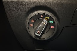 met. punainen SEAT Arona 2020 kuva 14.
