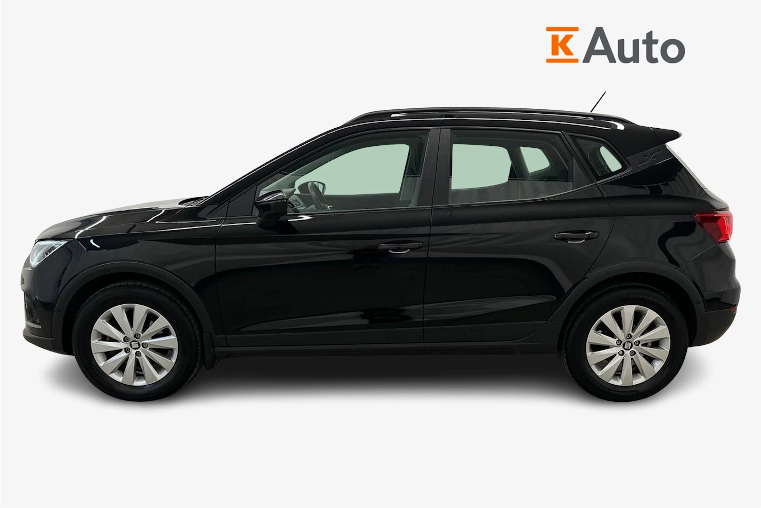 musta SEAT Arona 2020 kuva 7.