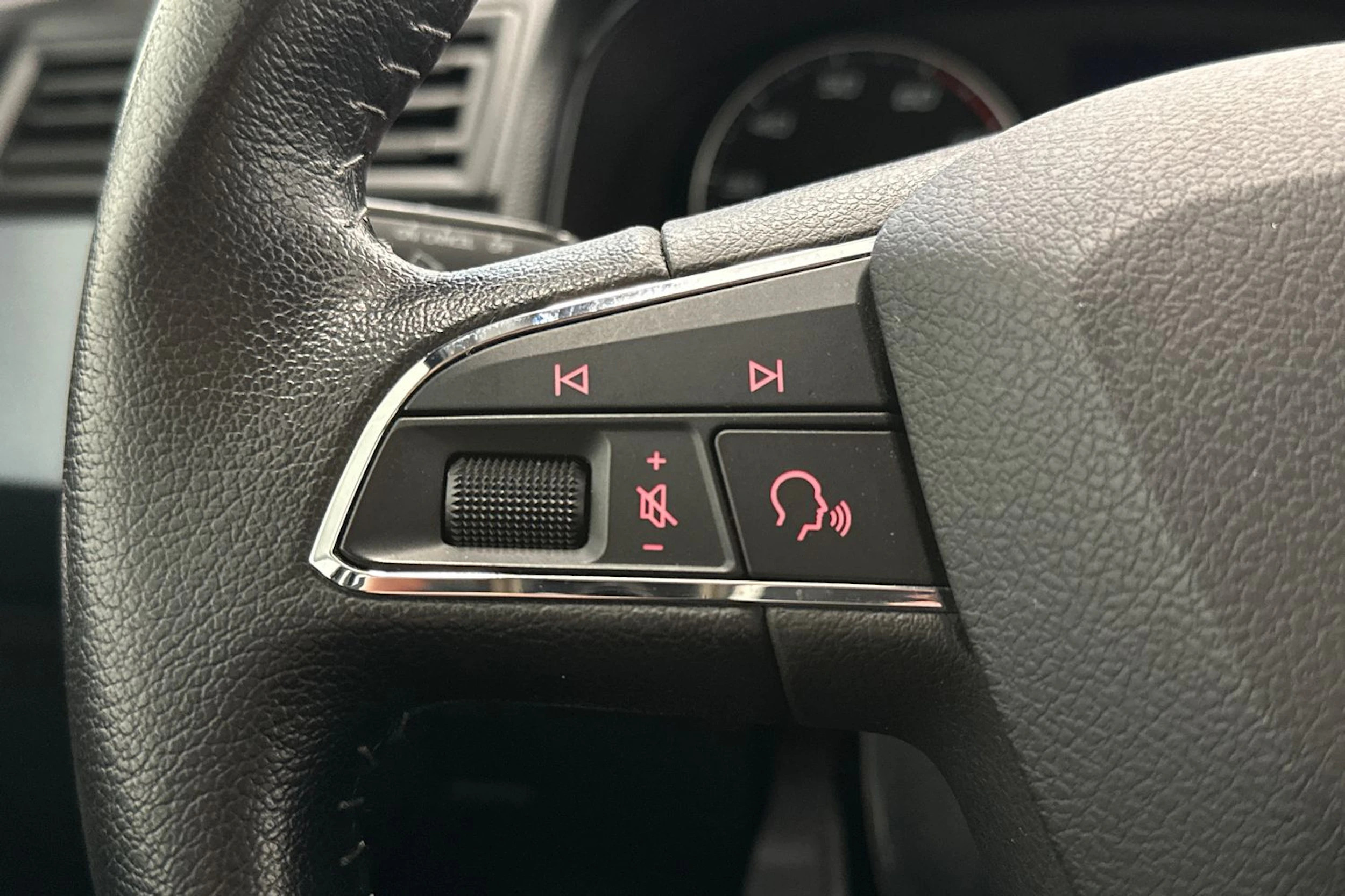 musta SEAT Arona 2020 kuva 16.