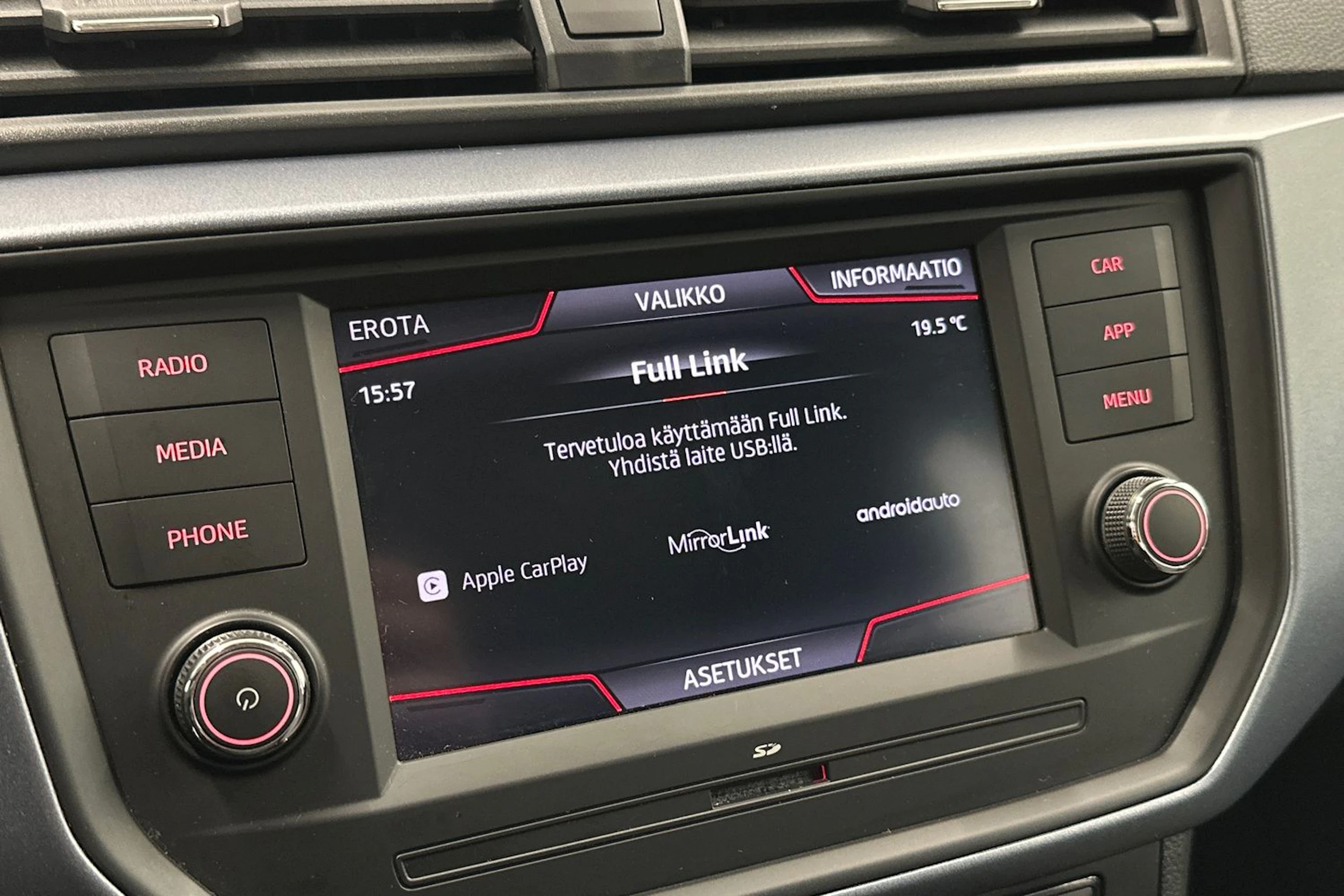 musta SEAT Arona 2020 kuva 20.