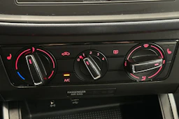 musta SEAT Arona 2020 kuva 21.