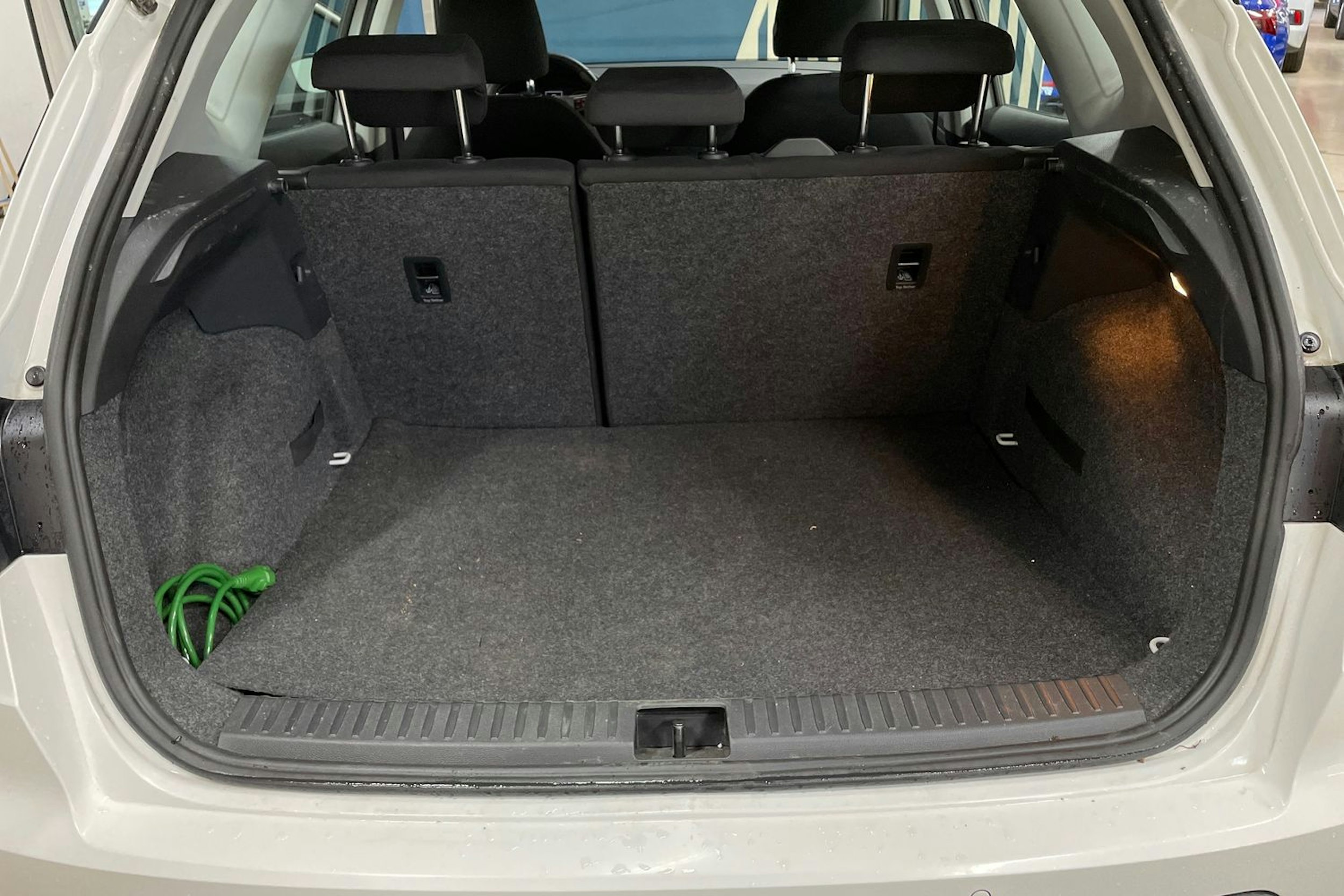 Valkoinen SEAT Arona 2021 kuva 14.