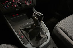 Valkoinen SEAT Arona 2021 kuva 29.
