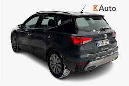 vihreä SEAT Arona 2021 kuva 2.