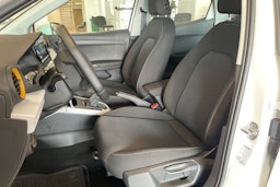 valkoinen SEAT Arona 2022 kuva 14.