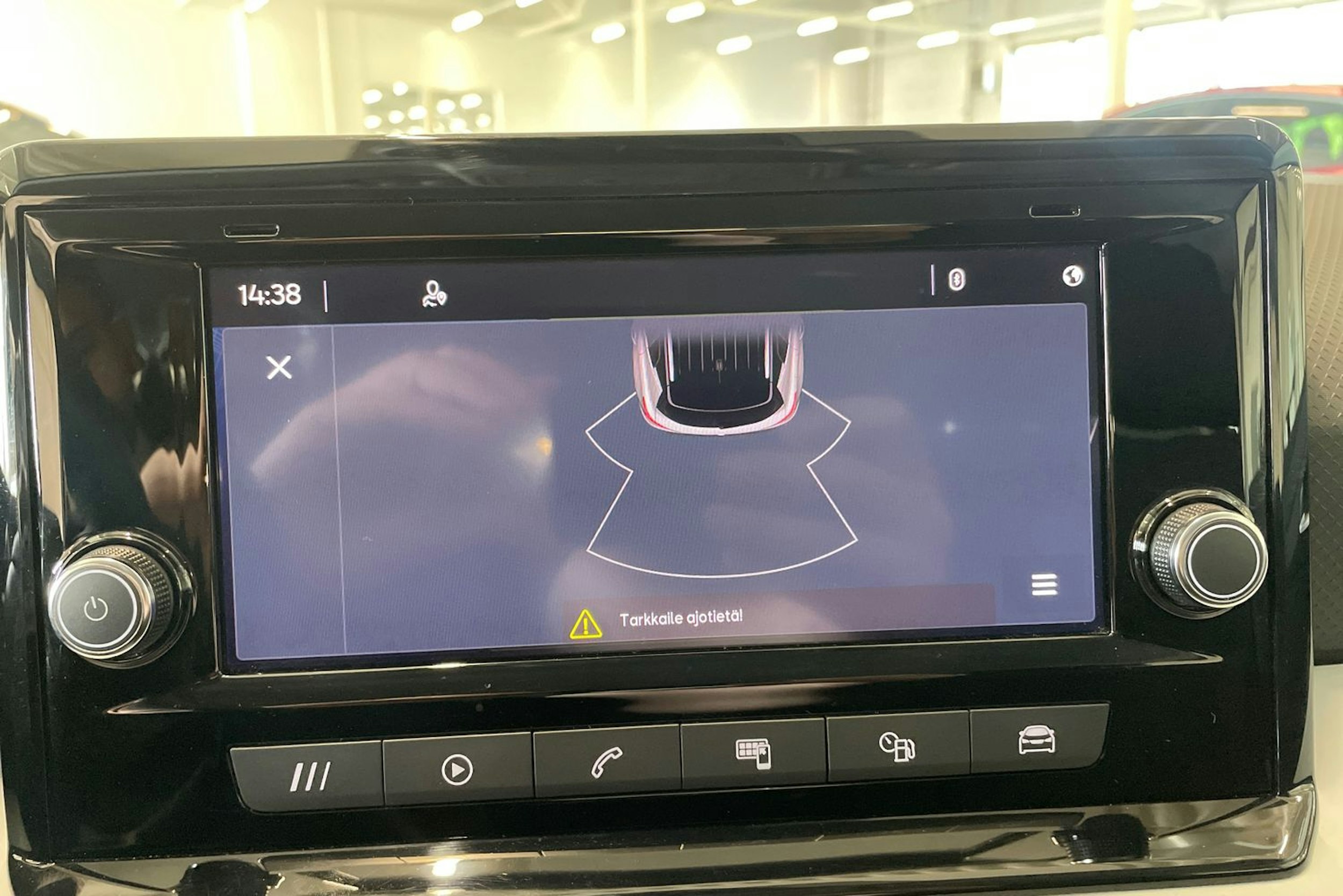valkoinen SEAT Arona 2022 kuva 22.