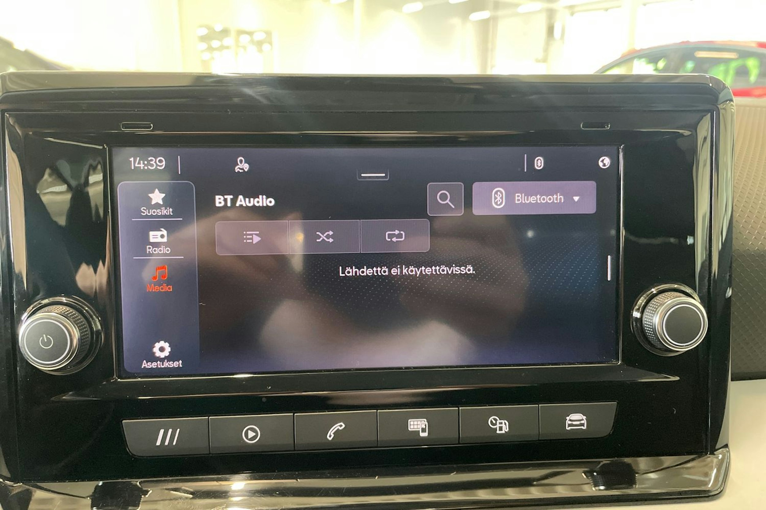 valkoinen SEAT Arona 2022 kuva 23.