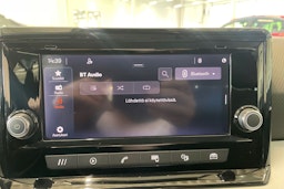 valkoinen SEAT Arona 2022 kuva 23.