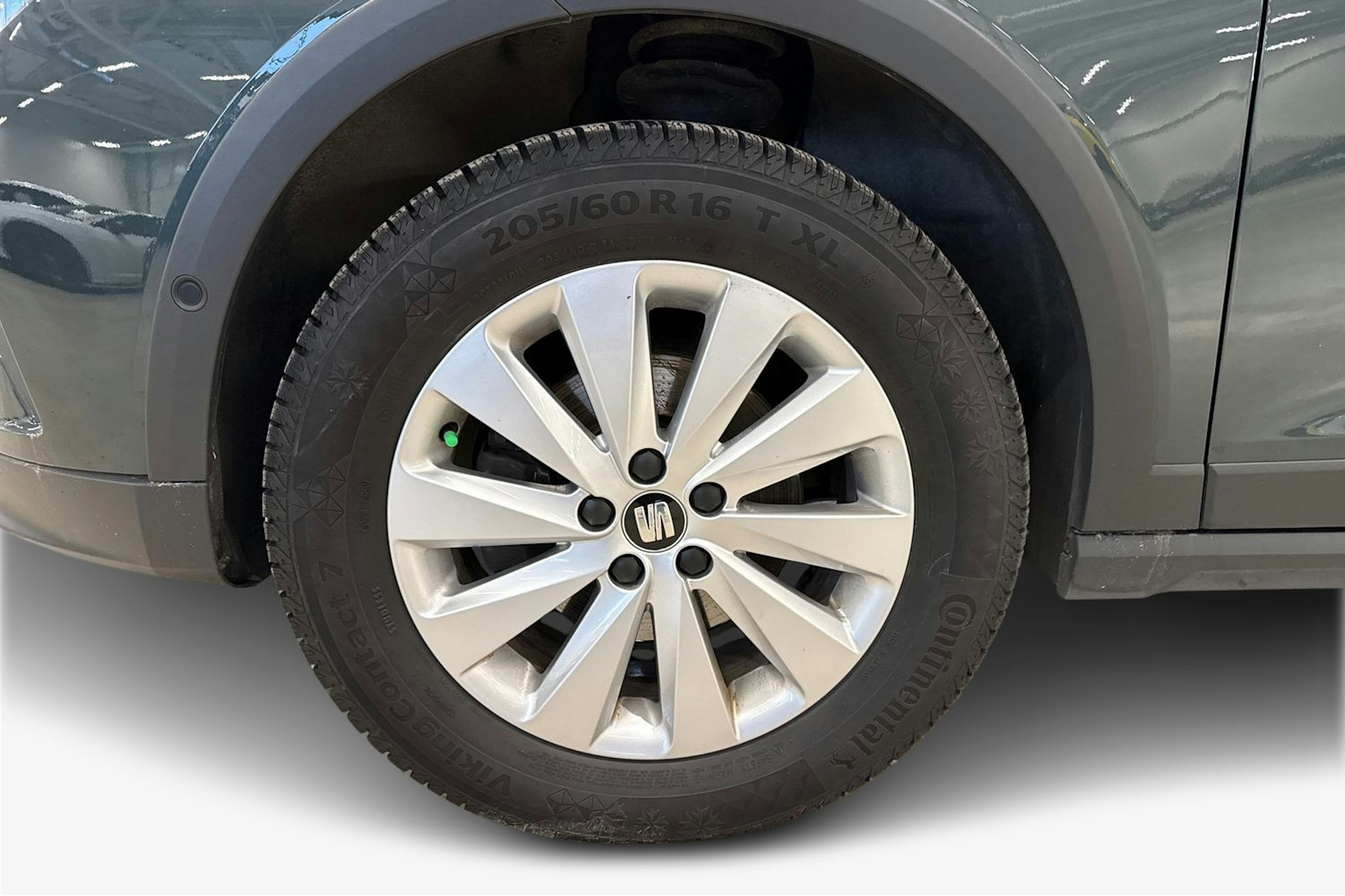 vihreä SEAT Arona 2022 kuva 11.