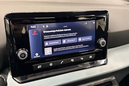 vihreä SEAT Arona 2022 kuva 21.