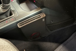 vihreä SEAT Arona 2022 kuva 26.