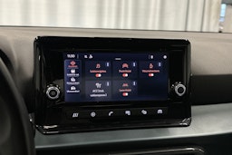 vihreä SEAT Arona 2022 kuva 24.