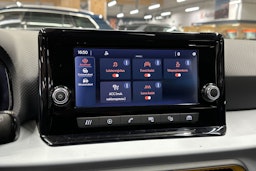 punainen SEAT Arona 2022 kuva 20.