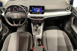 Oranssi SEAT Arona 2022 kuva 7.