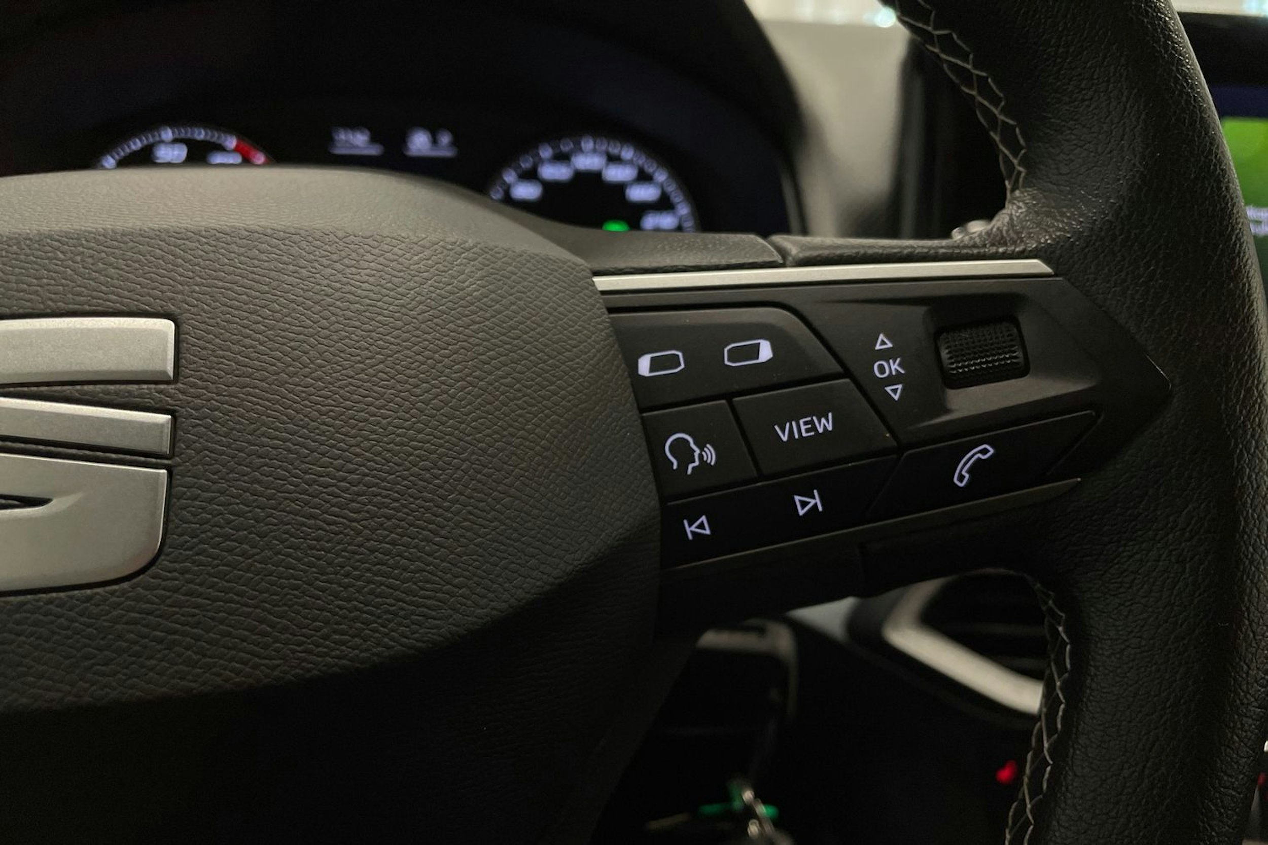 Oranssi SEAT Arona 2022 kuva 22.