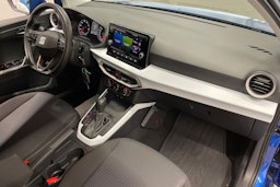 Oranssi SEAT Arona 2022 kuva 25.