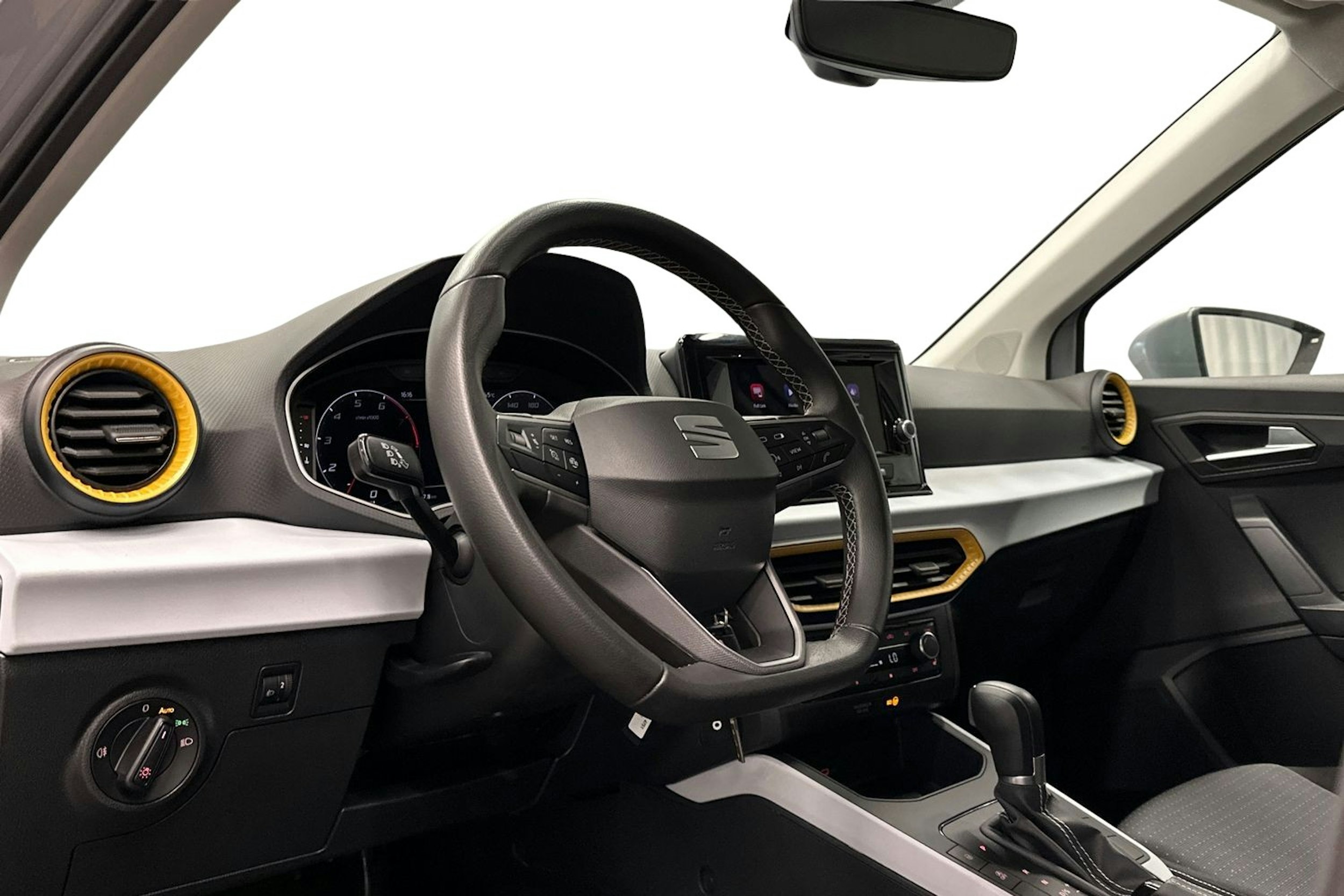 hopea SEAT Arona 2024 kuva 6.