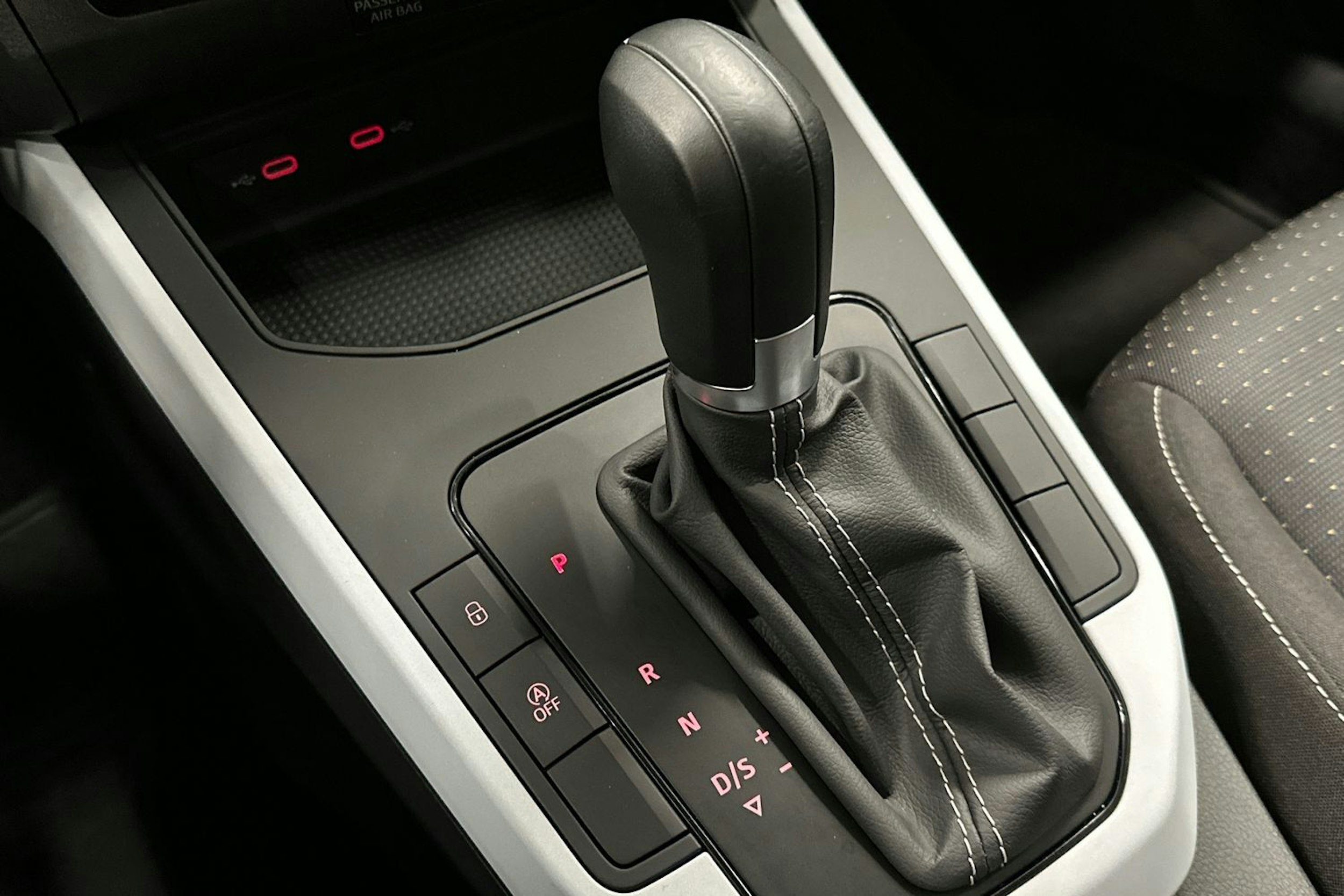 hopea SEAT Arona 2024 kuva 17.