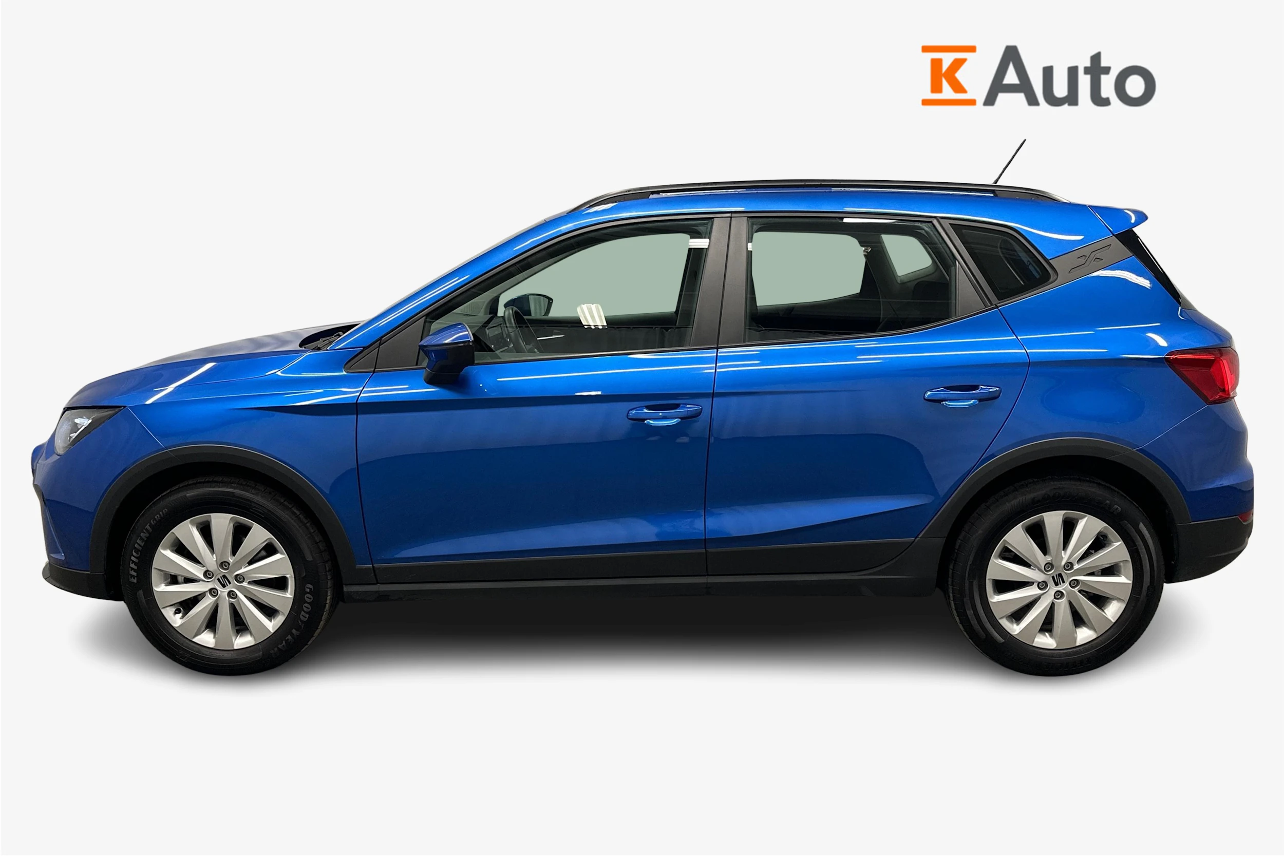 sininen SEAT Arona 2024 kuva 5.