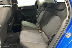 sininen SEAT Arona 2024 kuva 8.