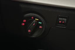 sininen SEAT Arona 2024 kuva 15.
