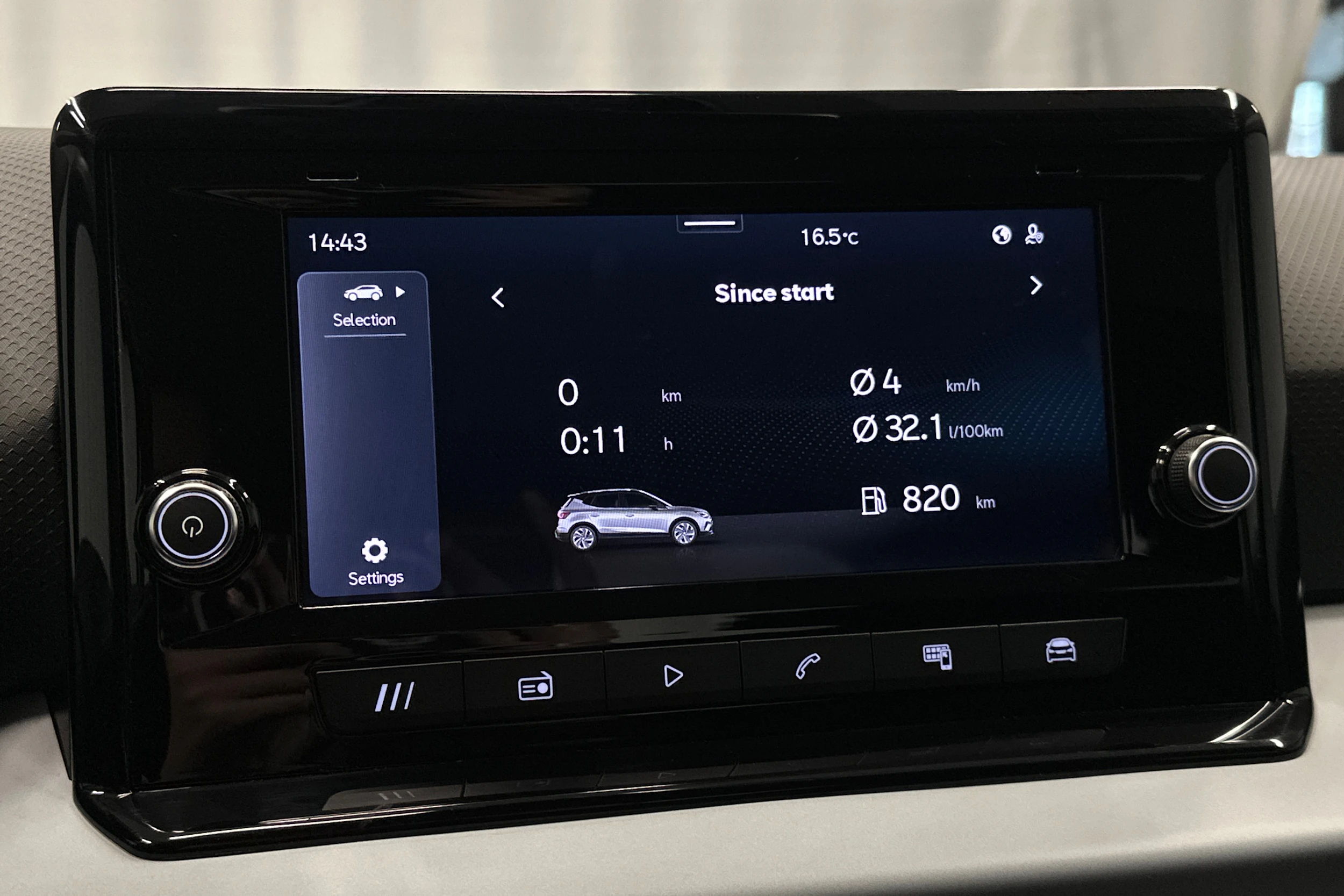 sininen SEAT Arona 2024 kuva 24.