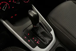 sininen SEAT Arona 2024 kuva 27.
