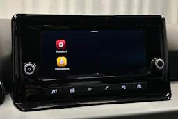 valkoinen SEAT Arona 2024 kuva 18.