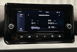 valkoinen SEAT Arona 2024 kuva 21.