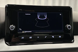 valkoinen SEAT Arona 2024 kuva 25.