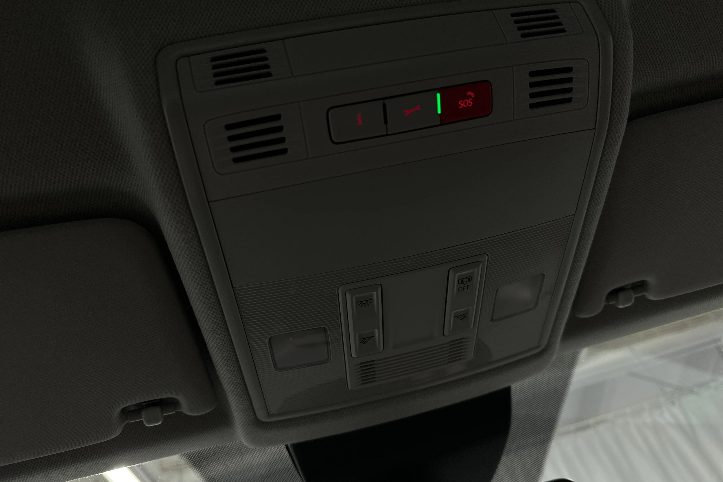 valkoinen SEAT Arona 2024 kuva 27.