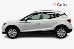valkoinen SEAT Arona 2024 kuva 5.