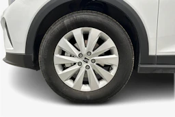 valkoinen SEAT Arona 2024 kuva 9.