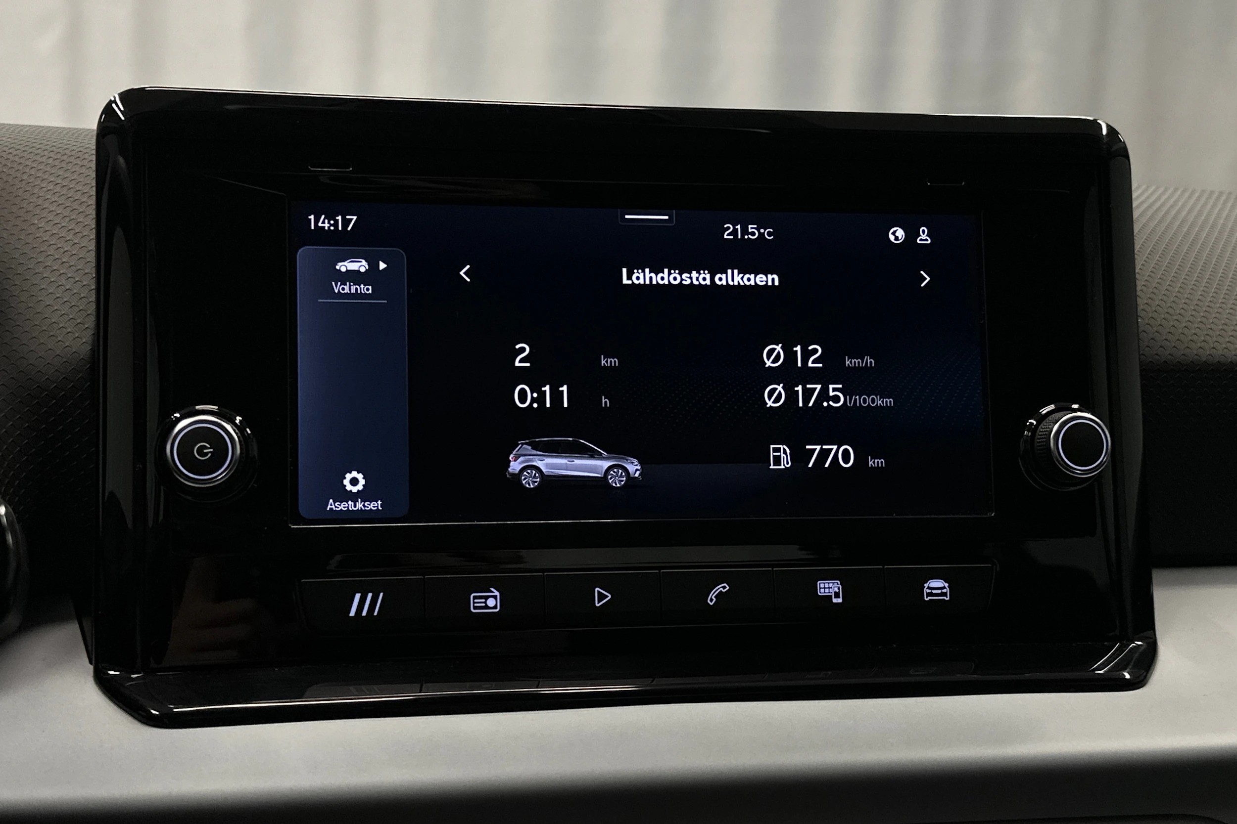 valkoinen SEAT Arona 2024 kuva 21.