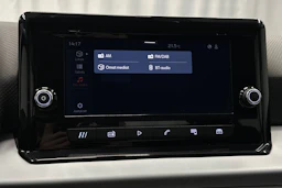 valkoinen SEAT Arona 2024 kuva 22.