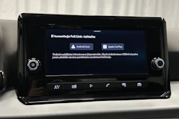 valkoinen SEAT Arona 2024 kuva 23.