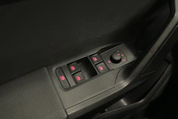 valkoinen SEAT Arona 2024 kuva 15.