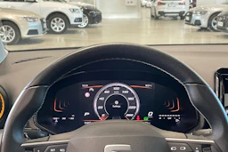valkoinen SEAT Arona 2024 kuva 13.