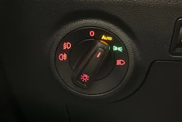 valkoinen SEAT Arona 2024 kuva 25.