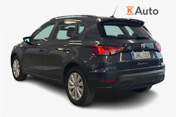 harmaa SEAT Arona 2024 kuva 2.