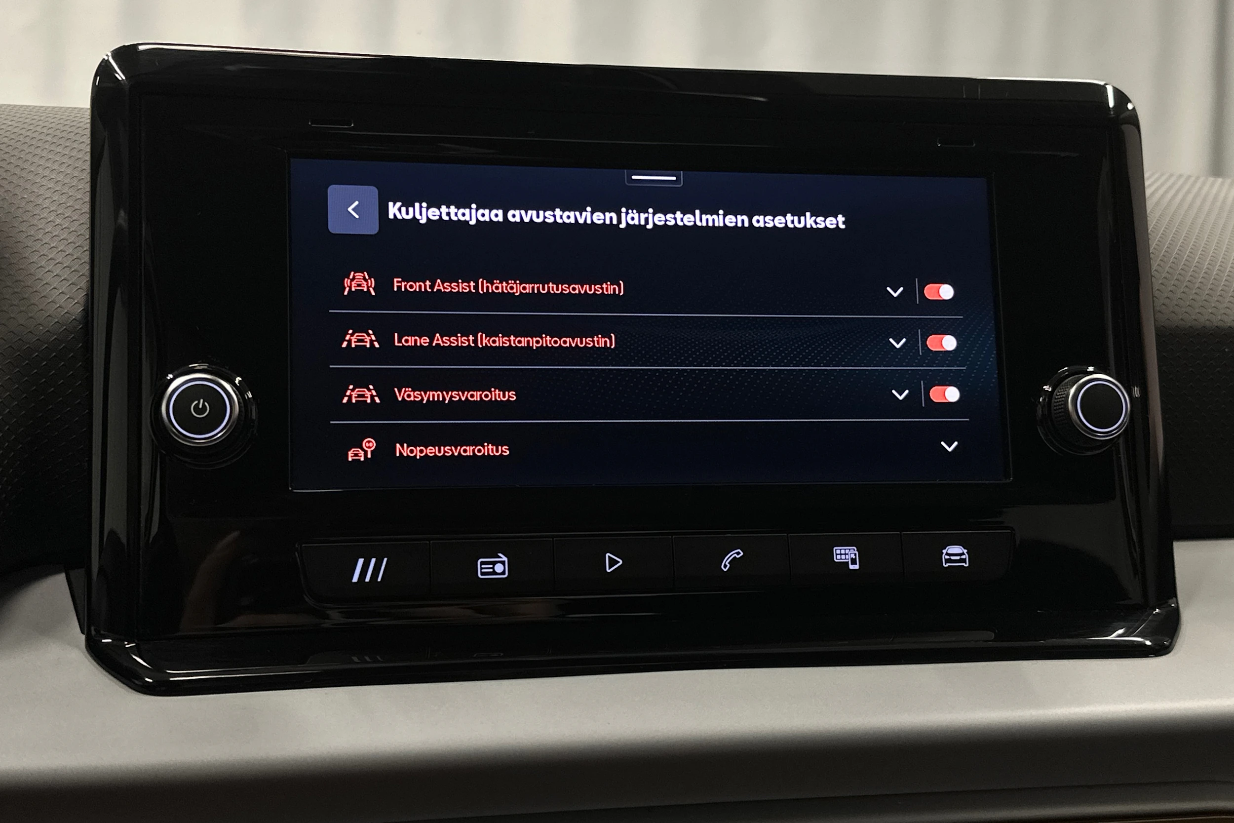 harmaa SEAT Arona 2024 kuva 24.