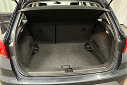 harmaa SEAT Arona 2024 kuva 29.