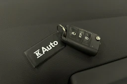 harmaa SEAT Arona 2024 kuva 30.