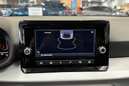 sininen SEAT Arona 2024 kuva 11.