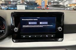 sininen SEAT Arona 2024 kuva 12.