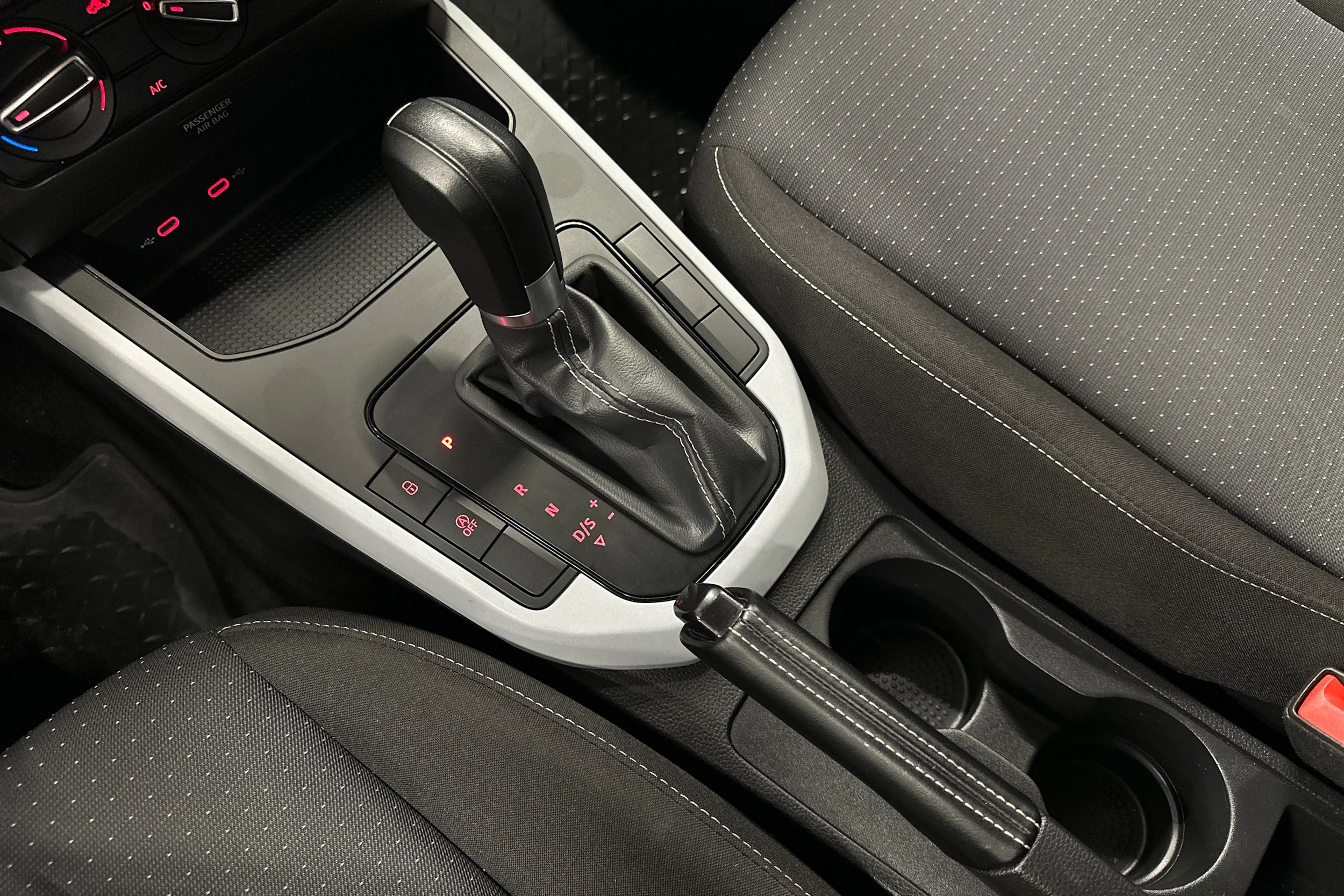 hopea SEAT Arona 2024 kuva 28.