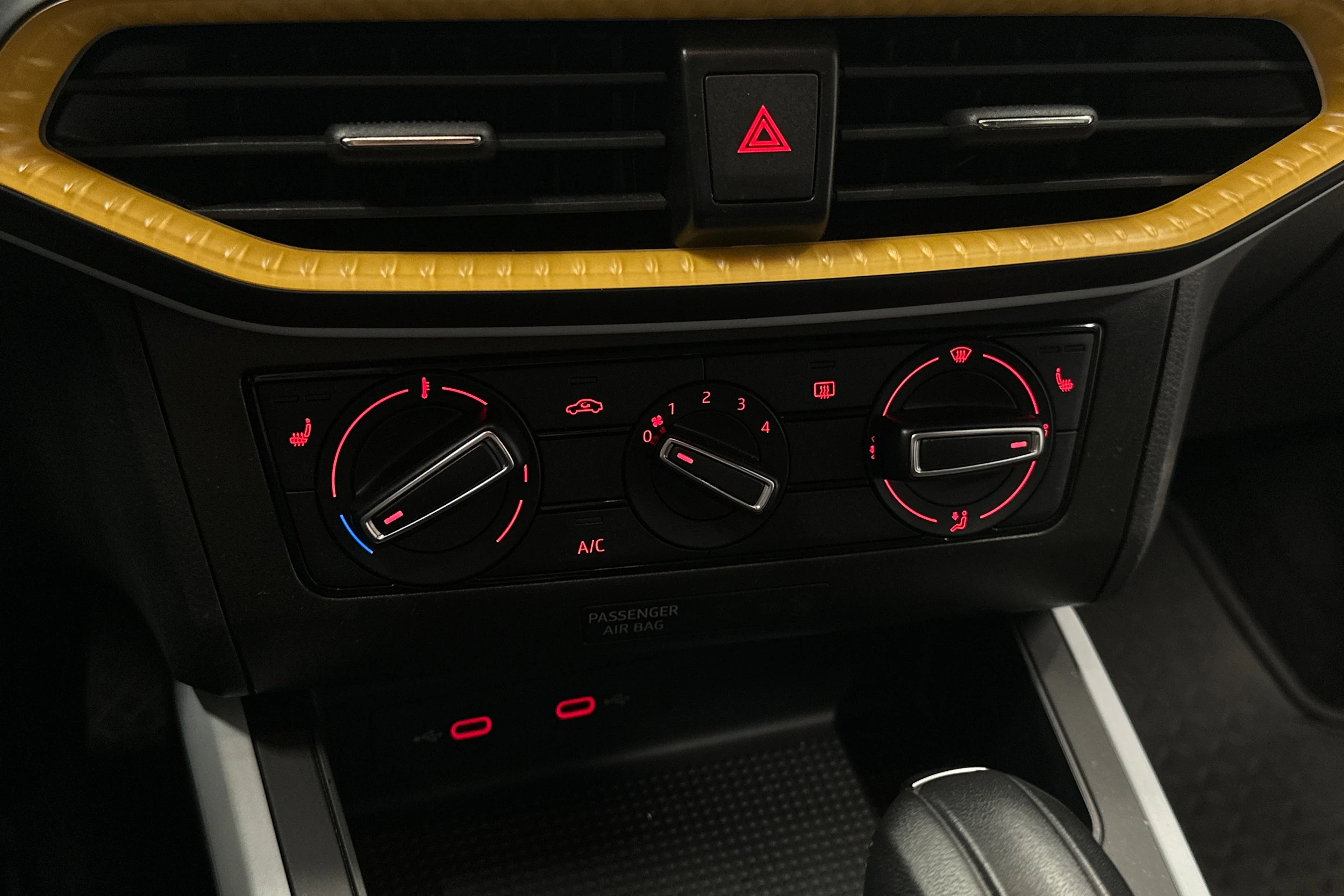 hopea SEAT Arona 2024 kuva 27.