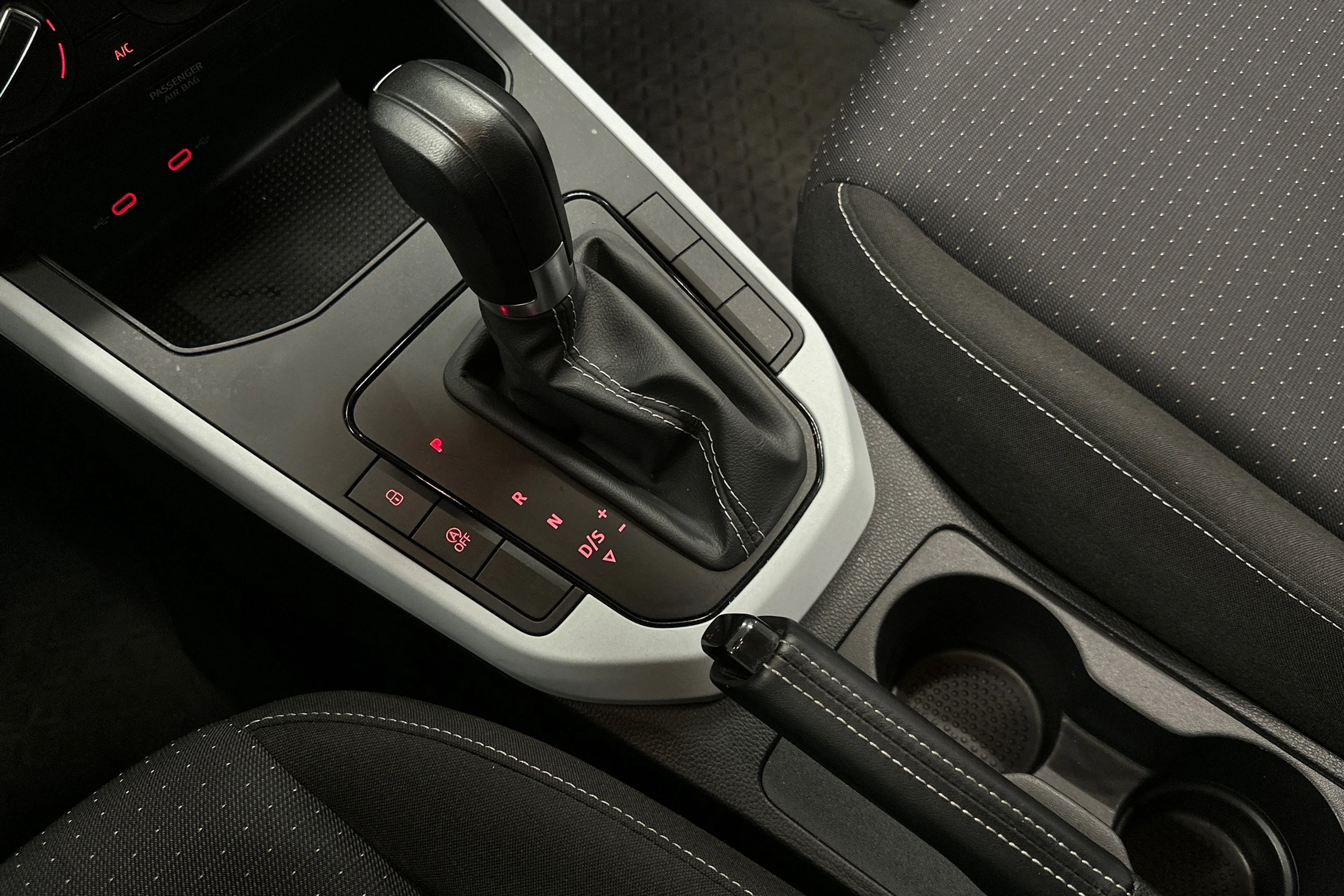 hopea SEAT Arona 2024 kuva 28.